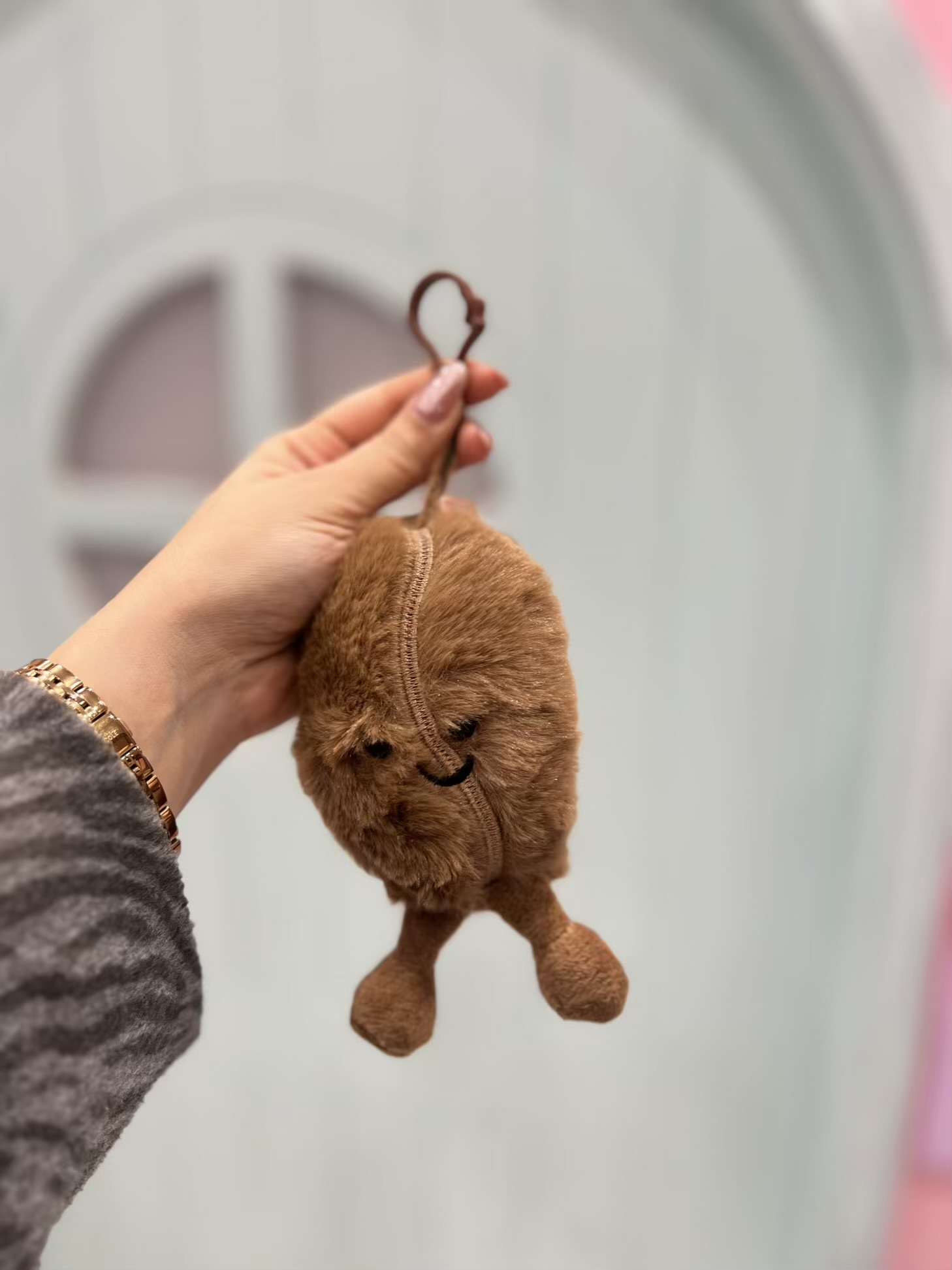 آویز عروسکی قهوه