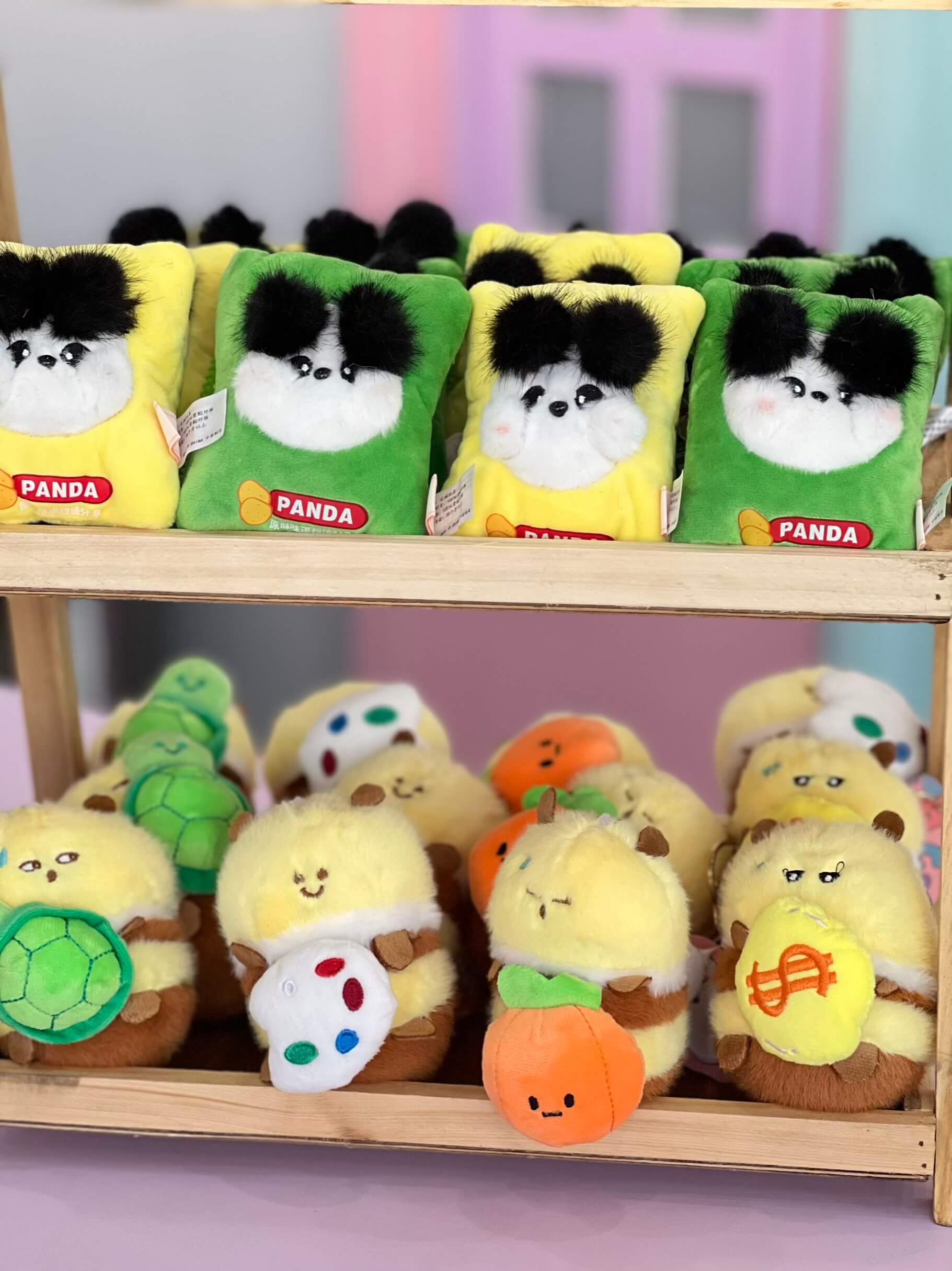 آویز عروسکی پاندا و زنبور