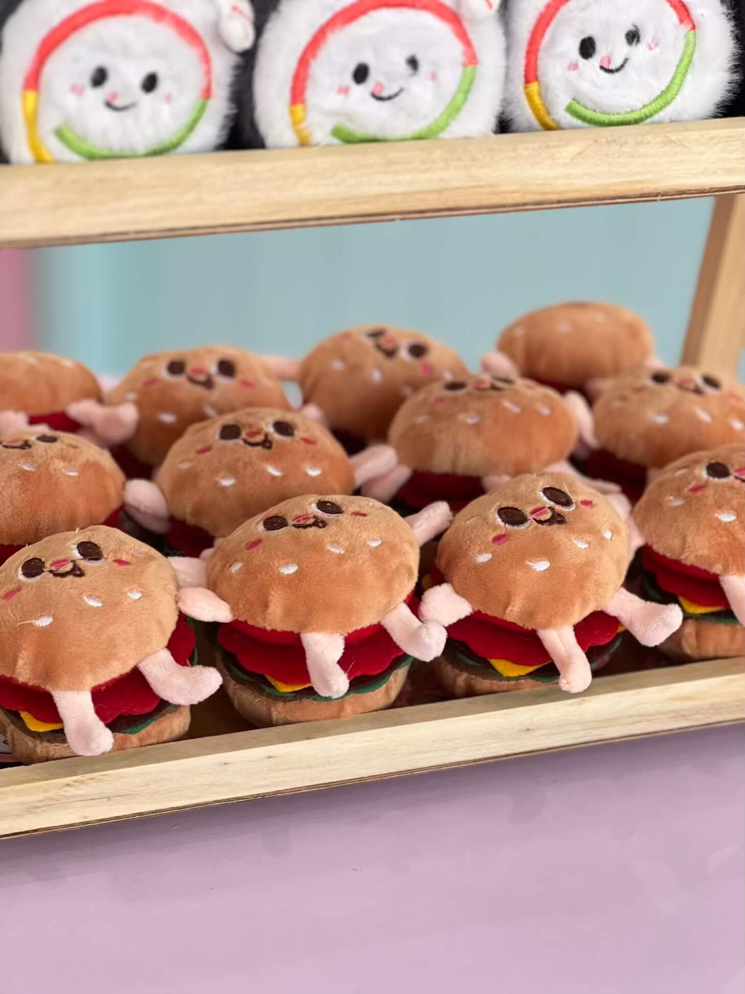 آویز عروسکی سوشی و همبرگر