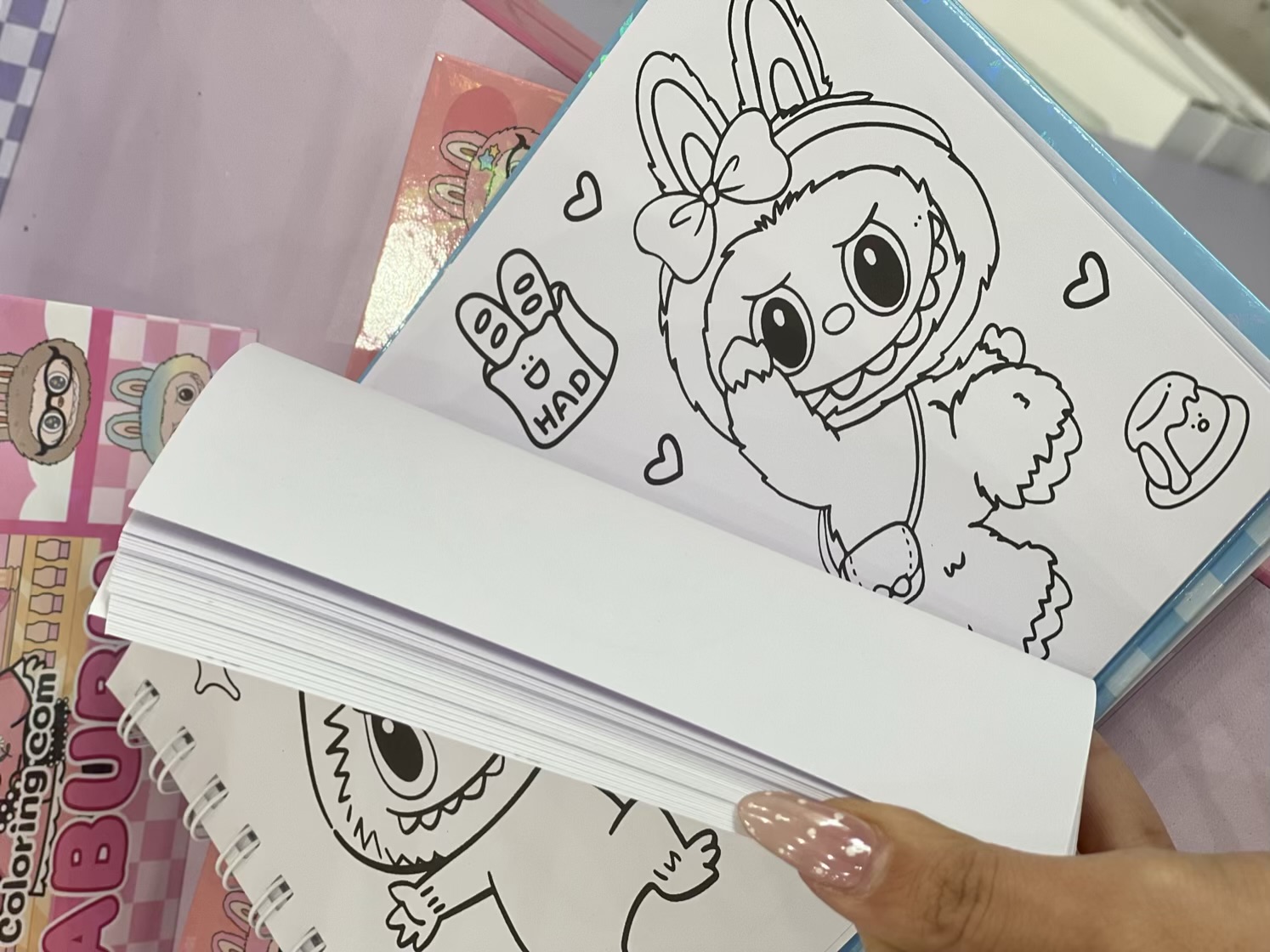 دفترچه رنگ آمیزی لبوبو