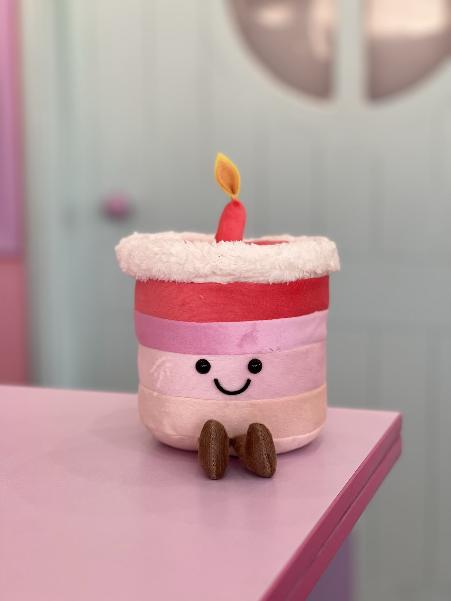 عروسک کیک توت فرنگی جیلی کت