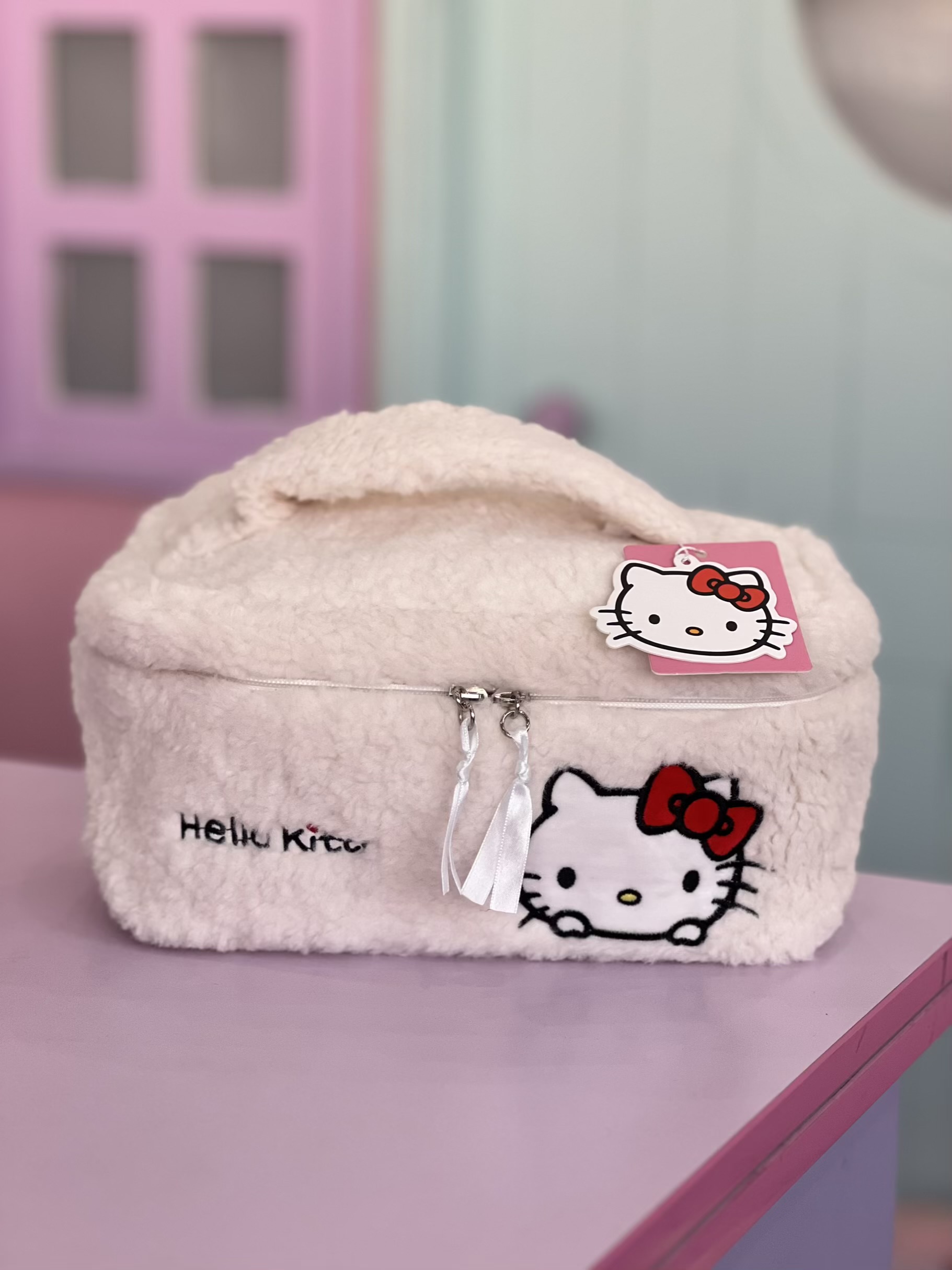 کیف آرایشی پشمالو سانریو