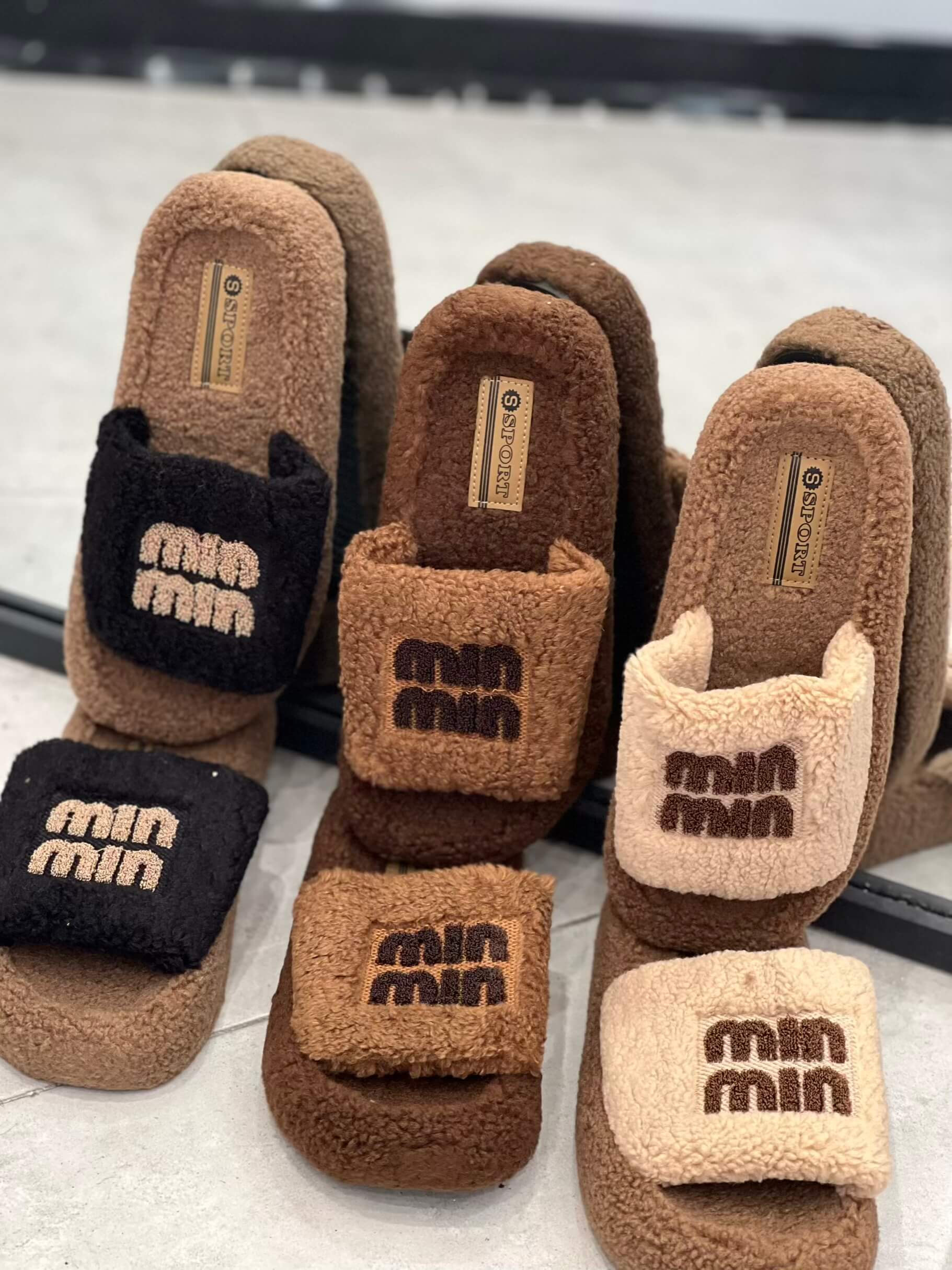 اسلیپر min min