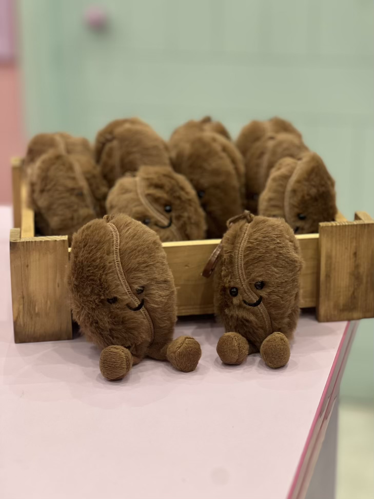 آویز عروسکی قهوه