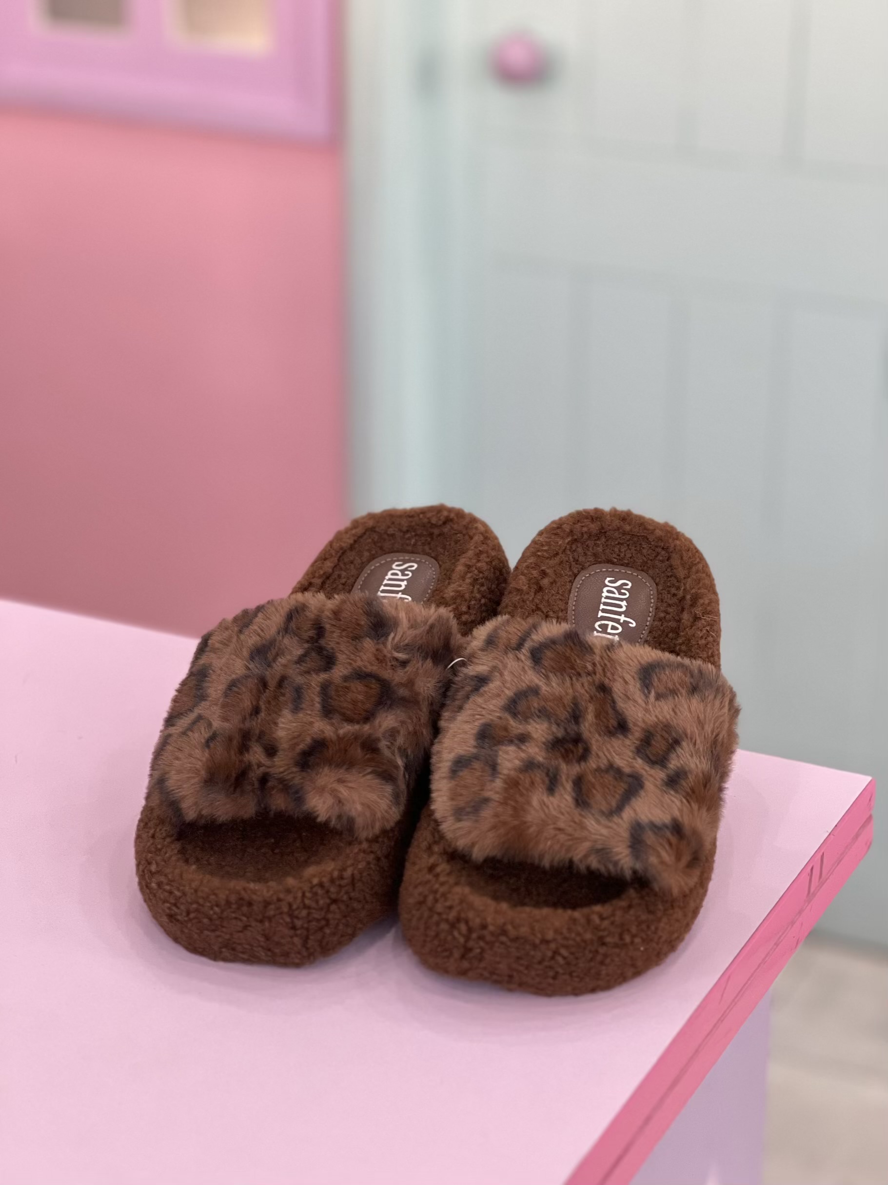 اسلیپر پلنگی