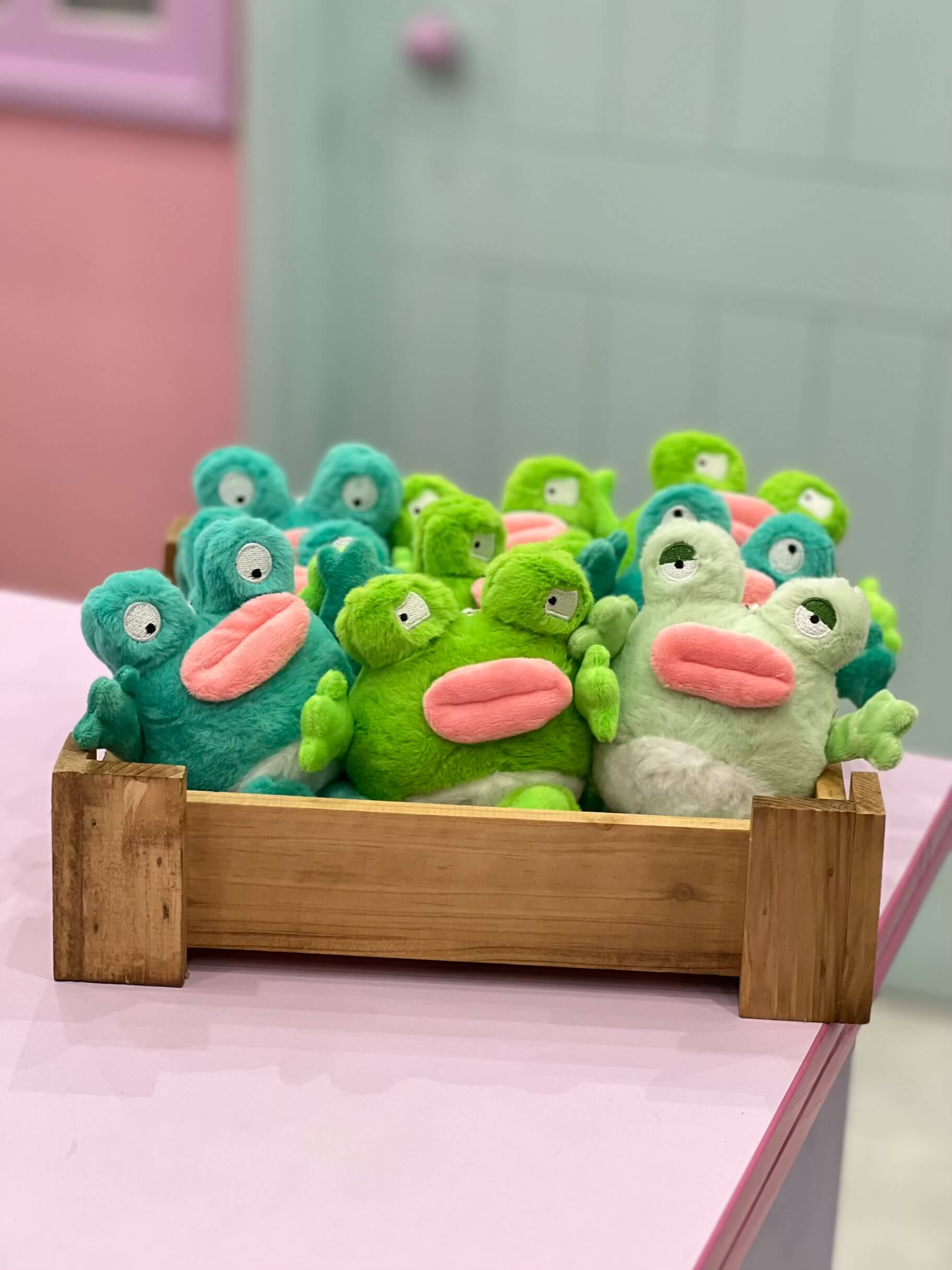 آویز عروسکی قورباغه