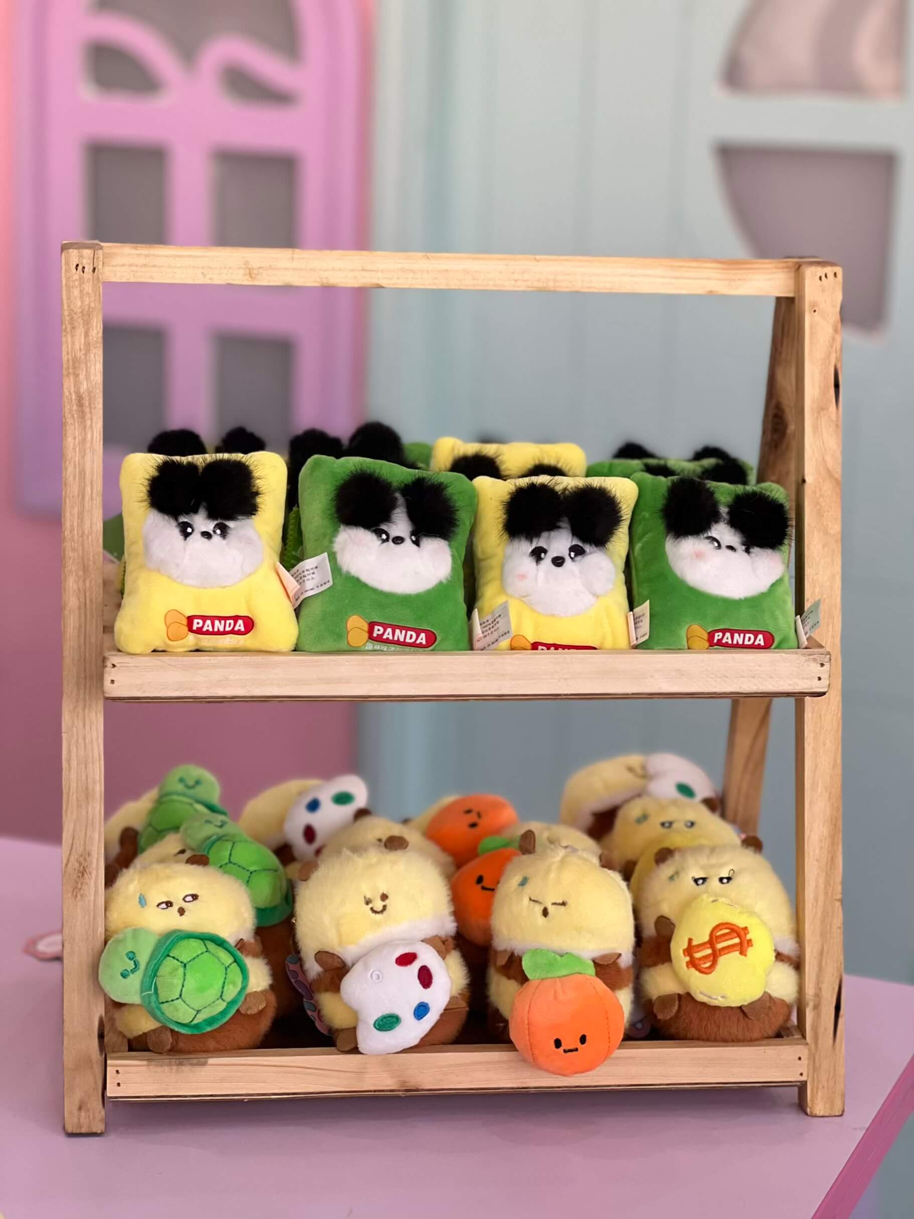 آویز عروسکی پاندا و زنبور