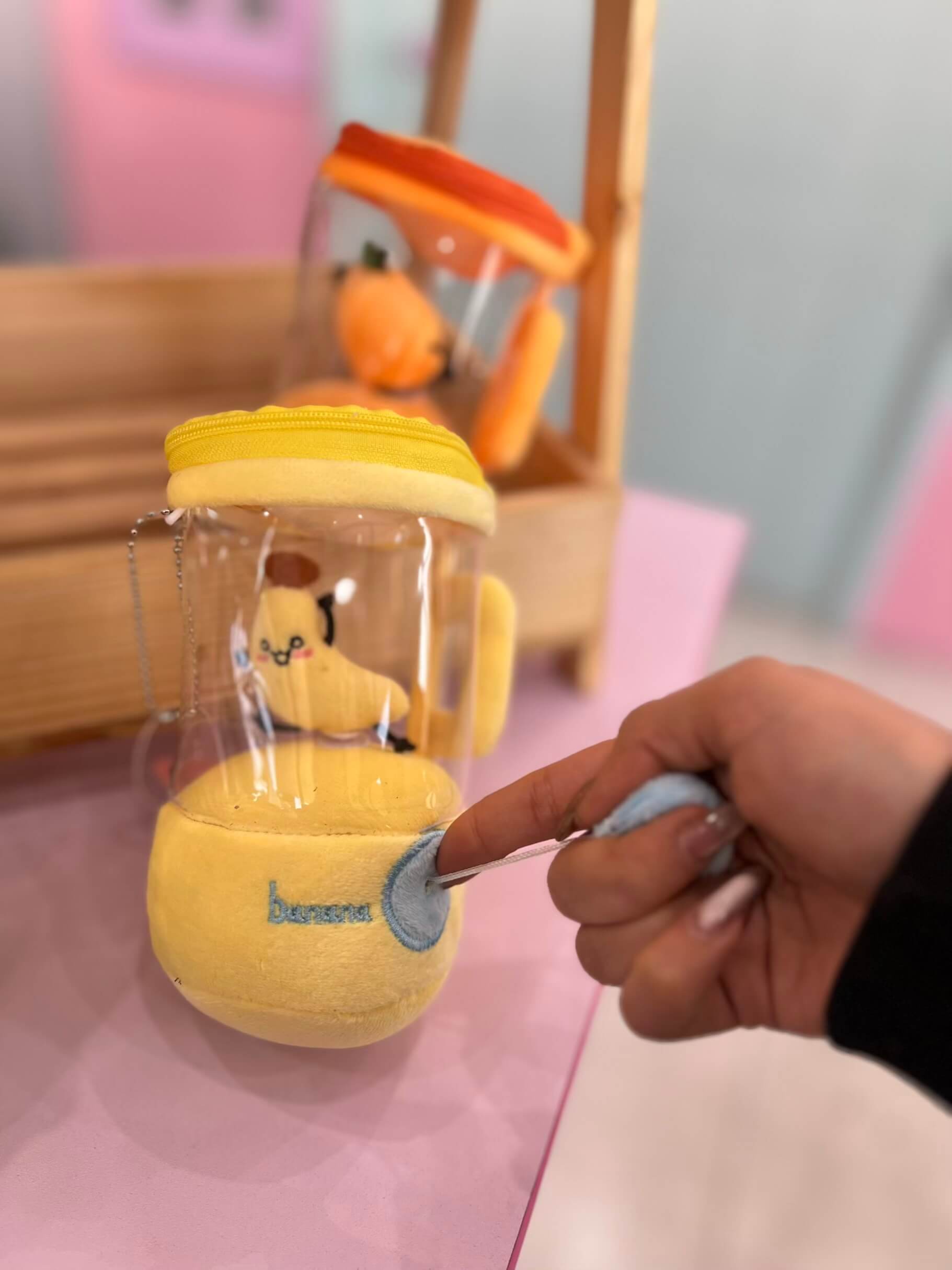 آویز عروسکی همزن میوه چرخشی