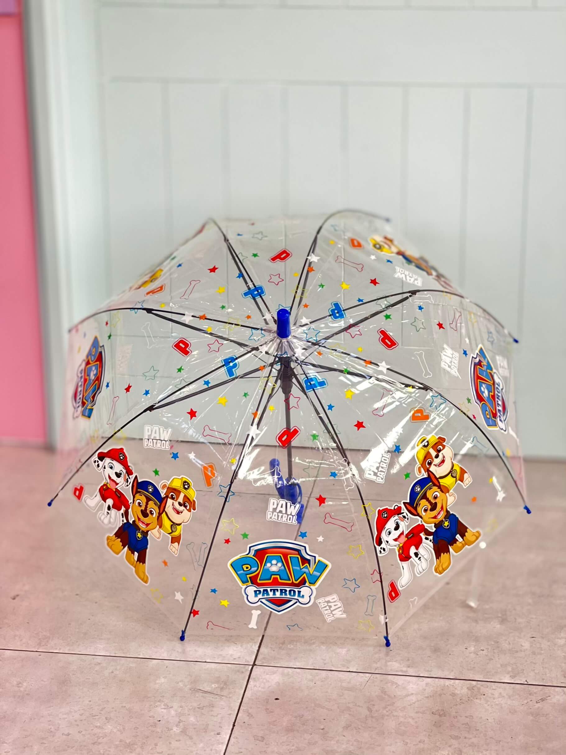 چتر شفاف سگ های نگهبان