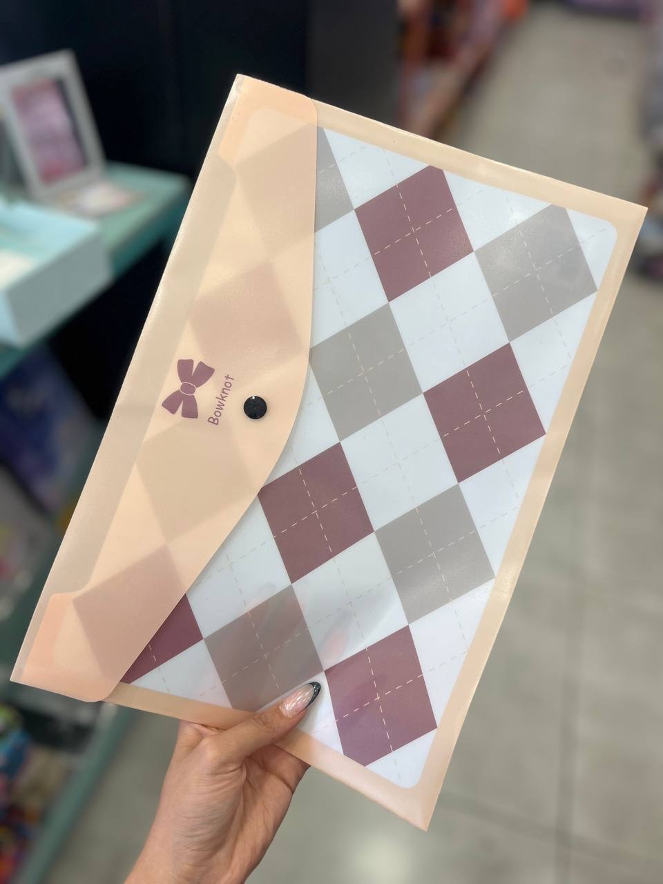 پوشه دکمه‌دار لوزی