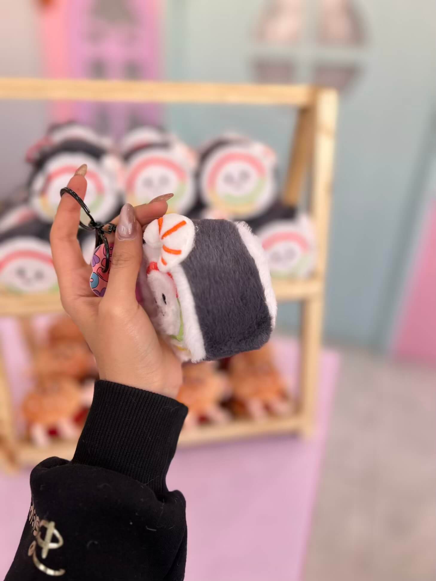 آویز عروسکی سوشی و همبرگر