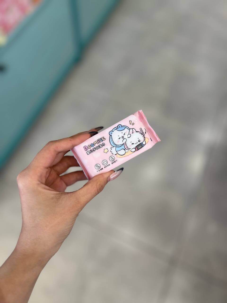 دستمال مرطوب گربه صورتی