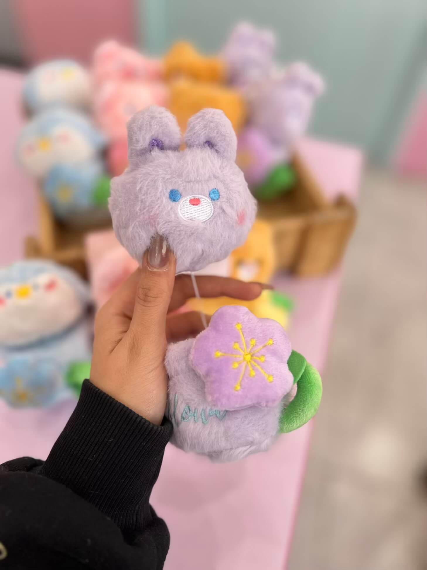 آویز عروسکی پاندا و زنبور